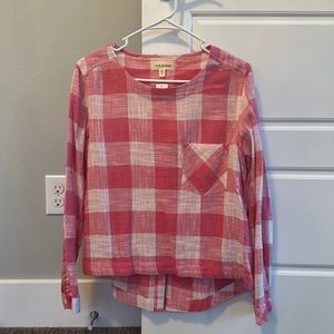 Anthropology top with tags attached Pink and white checkered with button back